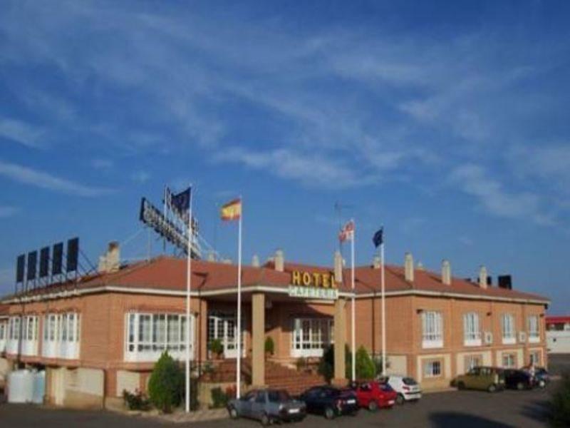 Mlc Benavente Hotel Bagian luar foto